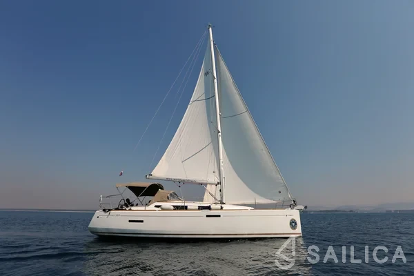Sun Odyssey 389 - Yacht Charter Sailica