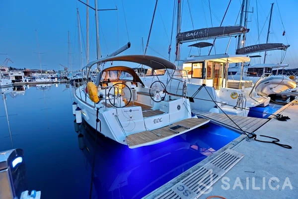 Sun Odyssey 389 - Yacht Charter Sailica