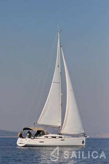 Sun Odyssey 389 - Yacht Charter Sailica