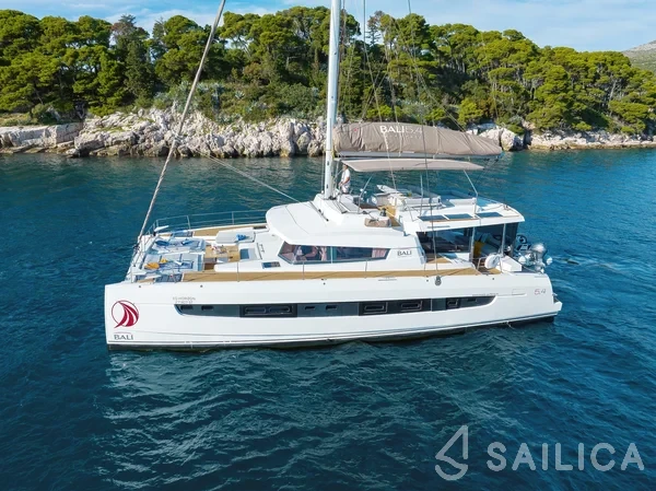 Bali 5.4. - Yacht Charter Sailica