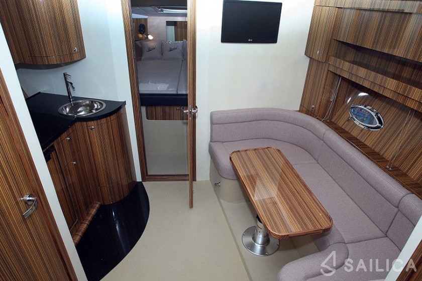 Mirakul 40 - Yacht Charter Sailica