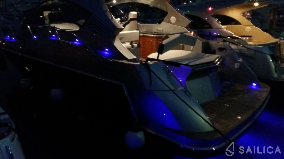 Mirakul 40 - Yacht Charter Sailica
