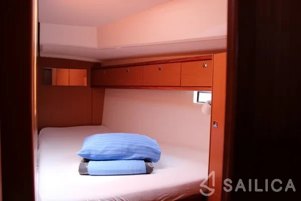 Bavaria 46 Cruiser - Yacht Charter Sailica