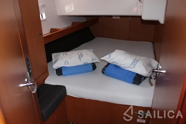 Bavaria 46 Cruiser - Yacht Charter Sailica