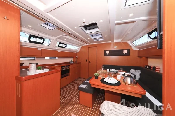 Bavaria 46 Cruiser - Yacht Charter Sailica