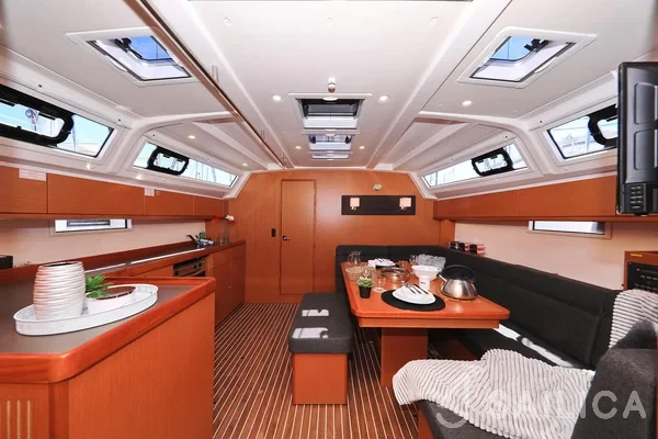 Bavaria 46 Cruiser - Yacht Charter Sailica