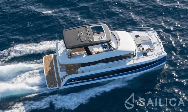 Fountaine Pajot MY6 - Yacht Charter Sailica