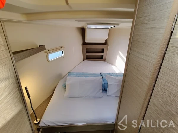 Hanse 388 - Yacht Charter Sailica