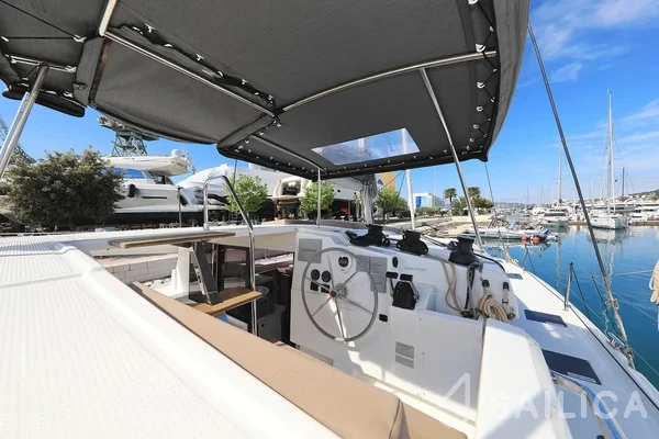 Lucia 40 - Yacht Charter Sailica