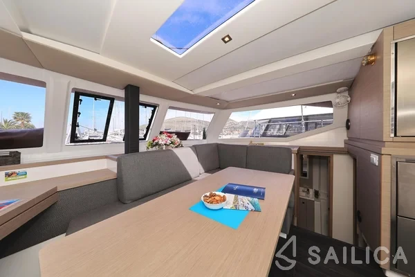 Lucia 40 - Yacht Charter Sailica