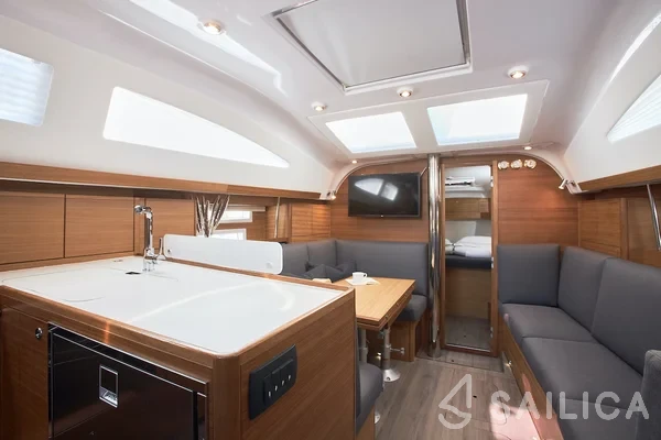 Elan Impression 40.1 - Yacht Charter Sailica