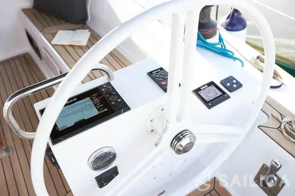 Elan Impression 40.1 - Yacht Charter Sailica
