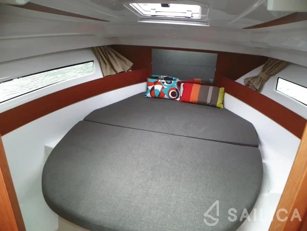 Merry Fisher 895 - Yacht Charter Sailica