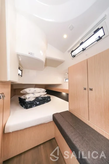 Bavaria 41 Cruiser - Yacht Charter Sailica