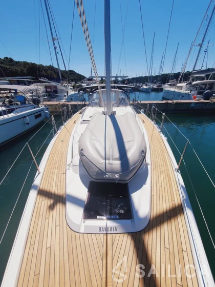 Bavaria C42 - Yacht Charter Sailica