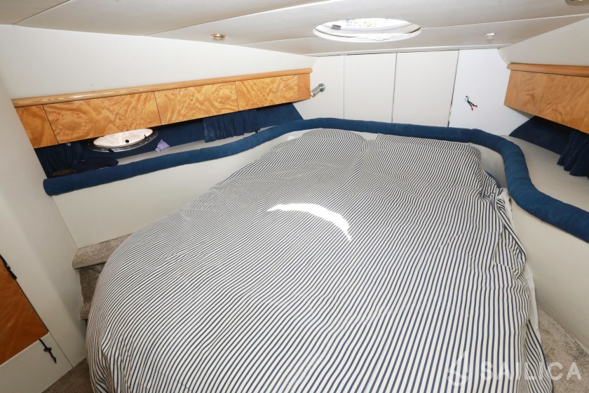 Manhattan 45 - Yacht Charter Sailica