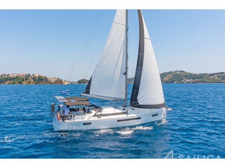 Sun Odyssey 490 - Yacht Charter Sailica