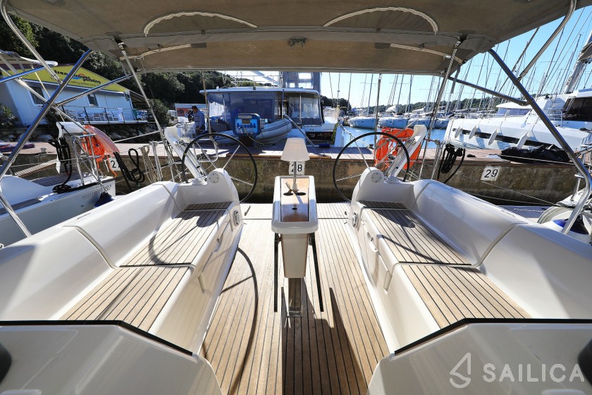 Dufour 382 Grand Large - Yacht Charter Sailica