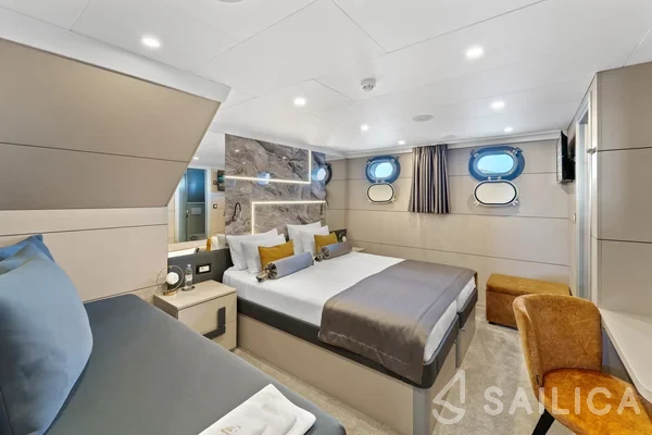 Motoryacht - Yacht Charter Sailica