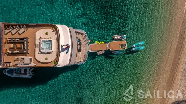 Motoryacht - Yacht Charter Sailica