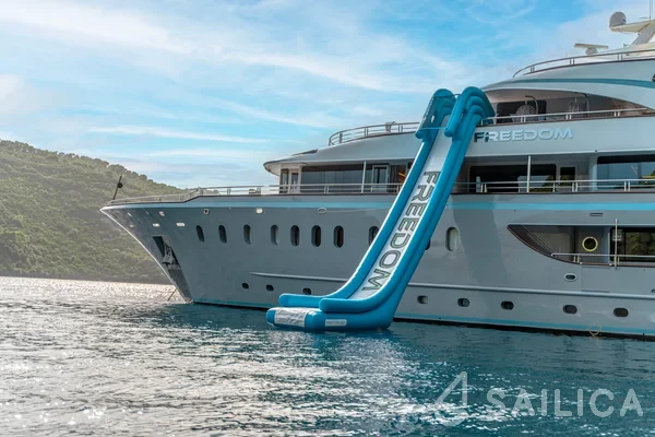 Motoryacht - Yacht Charter Sailica