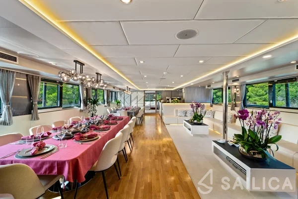 Motoryacht - Yacht Charter Sailica