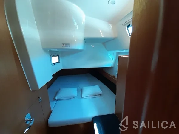 Bavaria 41 Cruiser - Yacht Charter Sailica