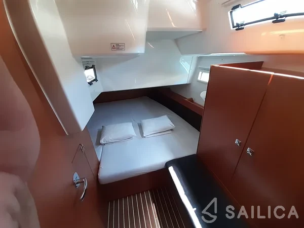 Bavaria 41 Cruiser - Yacht Charter Sailica