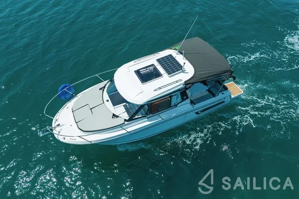 Merry Fisher 795 - Yacht Charter Sailica