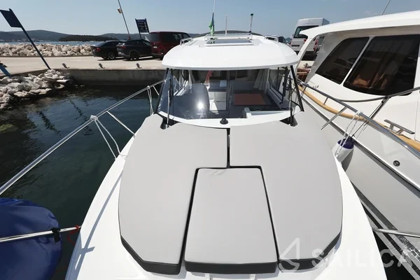 Merry Fisher 795 - Yacht Charter Sailica