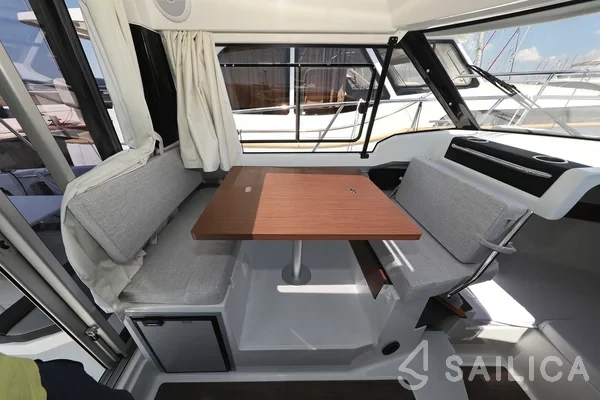 Merry Fisher 795 - Yacht Charter Sailica