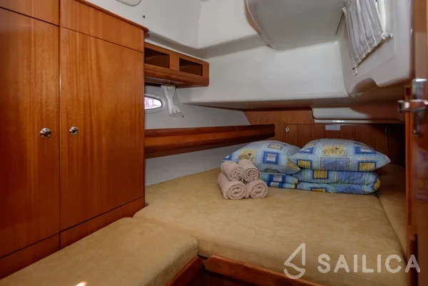 Bavaria 46 Cruiser - Yacht Charter Sailica
