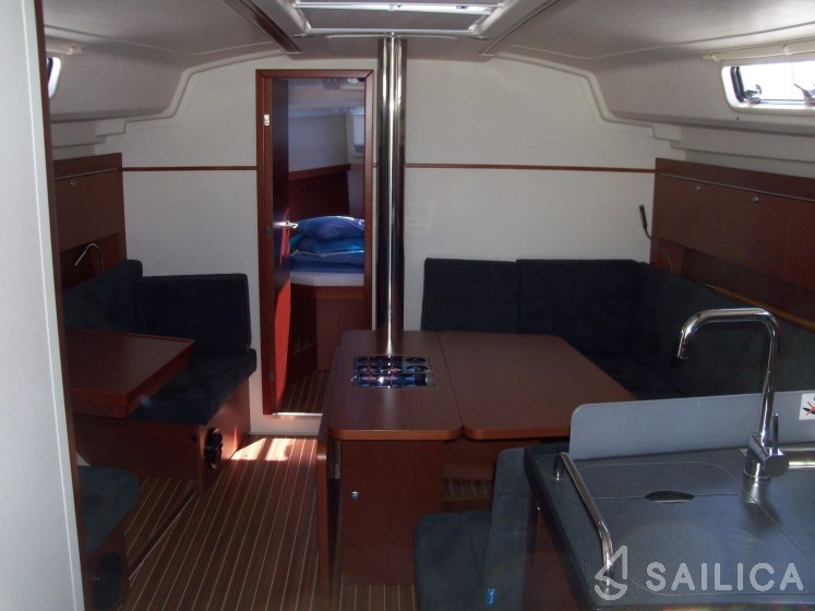 Hanse 415 - Yacht Charter Sailica