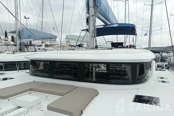 Lagoon 46  - Yacht Charter Sailica