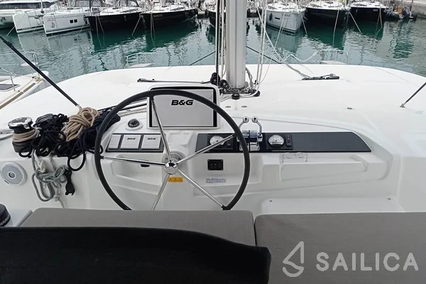 Lagoon 46  - Yacht Charter Sailica