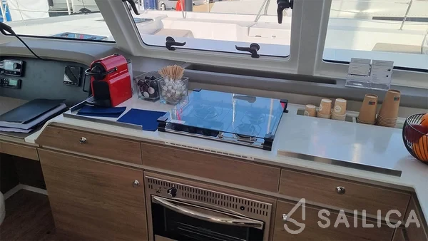 Bali Catspace - Yacht Charter Sailica