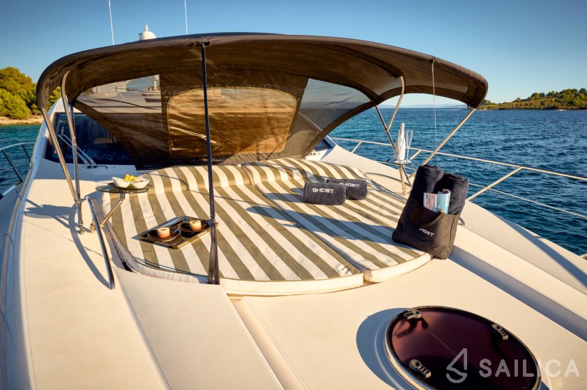 Sunseeker Predator 72 - Yacht Charter Sailica
