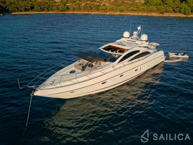 Sunseeker Predator 72 - Yacht Charter Sailica