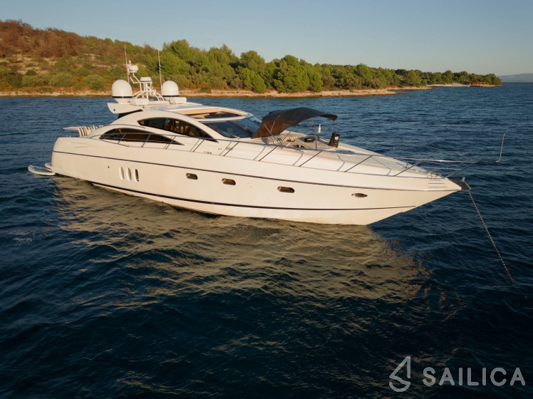 Sunseeker Predator 72 - Yacht Charter Sailica