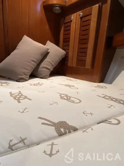 Menorquin 100 - Yacht Charter Sailica