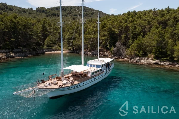 Gulet - Yacht Charter Sailica