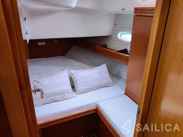 Bavaria 47 Cruiser - Yacht Charter Sailica