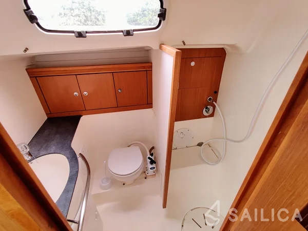 Bavaria 47 Cruiser - Yacht Charter Sailica