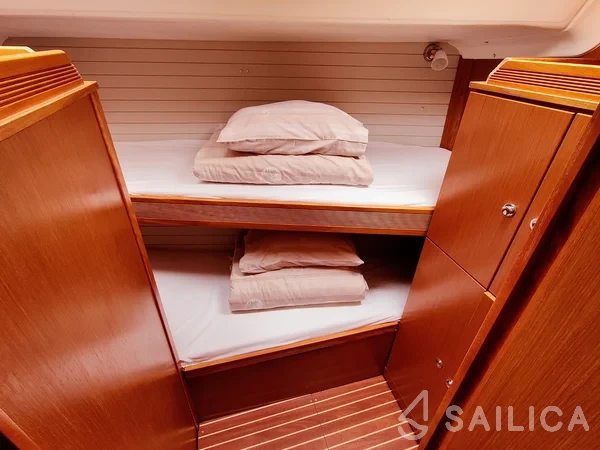 Bavaria 47 Cruiser - Yacht Charter Sailica