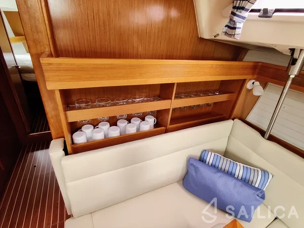 Bavaria 47 Cruiser - Yacht Charter Sailica