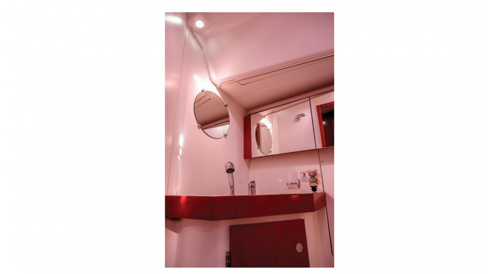 Oceanis 50 - Yacht Charter Sailica