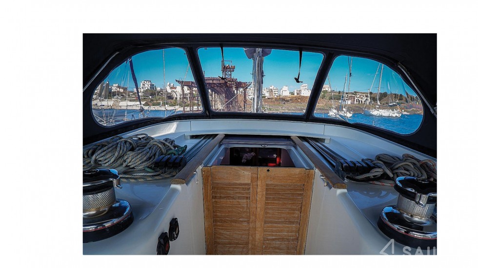 Oceanis 50 - Yacht Charter Sailica