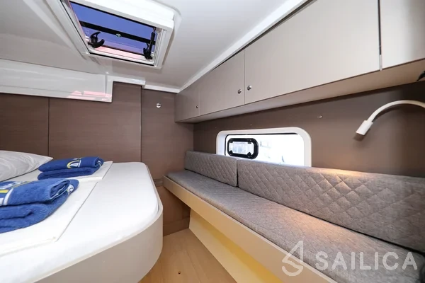 Bali Catspace - Yacht Charter Sailica