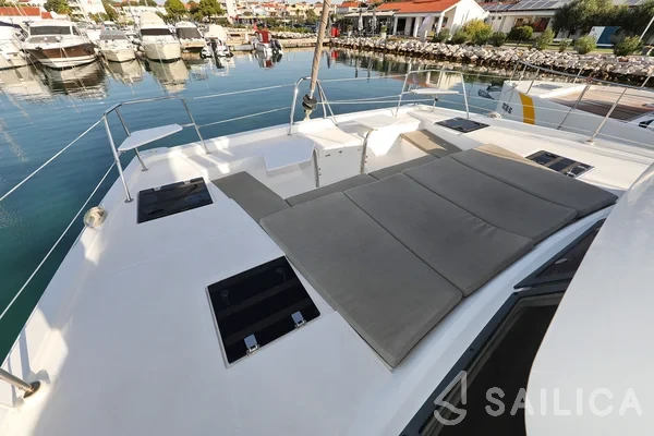Bali Catspace - Yacht Charter Sailica