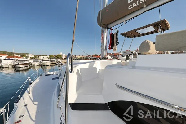 Bali Catspace - Yacht Charter Sailica